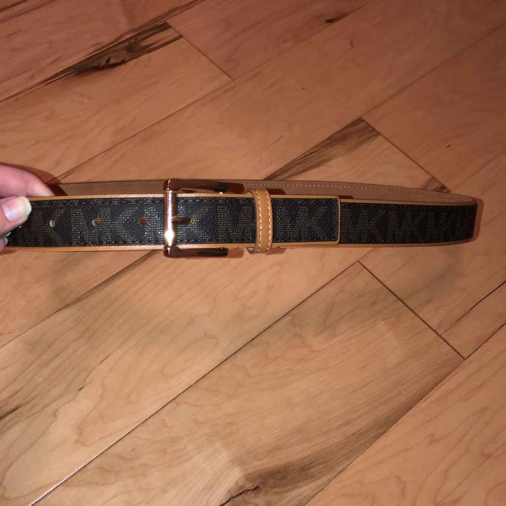 Micheal Kors Belt